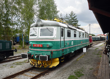 Elektrická lokomotiva E 669.101 „Šestikolák“